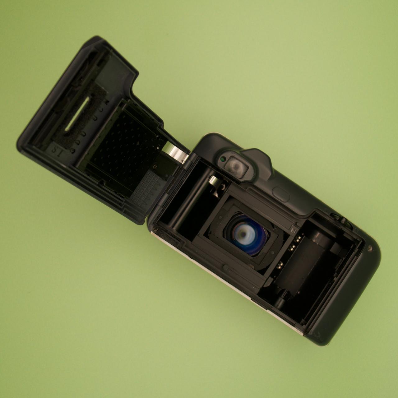 Yashica Zoomate 115 Compact Point and Shoot 35mm Film Camera - Last Camera Store